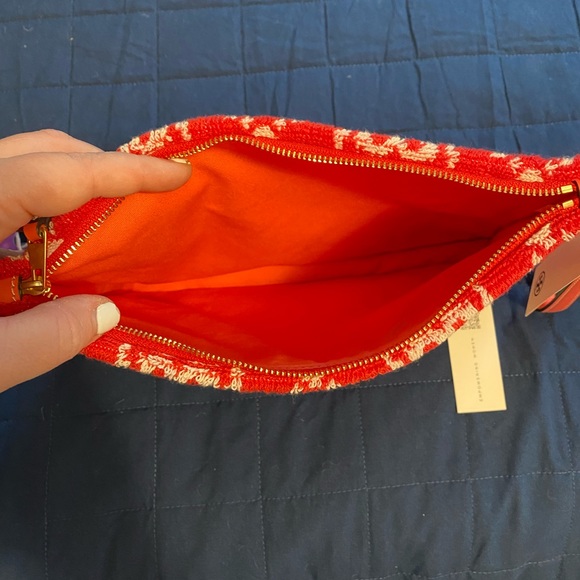 Tory Burch NWT monogram Terry pouch - Picture 3 of 4